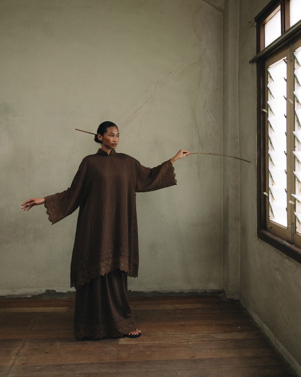 Brown lace tunic + palazzo